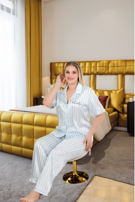 Arias Closet Büyük Beden Şık Tasarım Mavi Çizgili Düğmeli Kısa Kol Lüx Saten Pijama Takımı