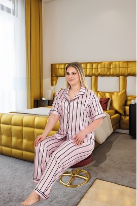 Arias Closet Büyük Beden Şık Tasarım Pembe Siyah Çizgili Düğmeli Kısa Kol Lüx Saten Pijama Takımı