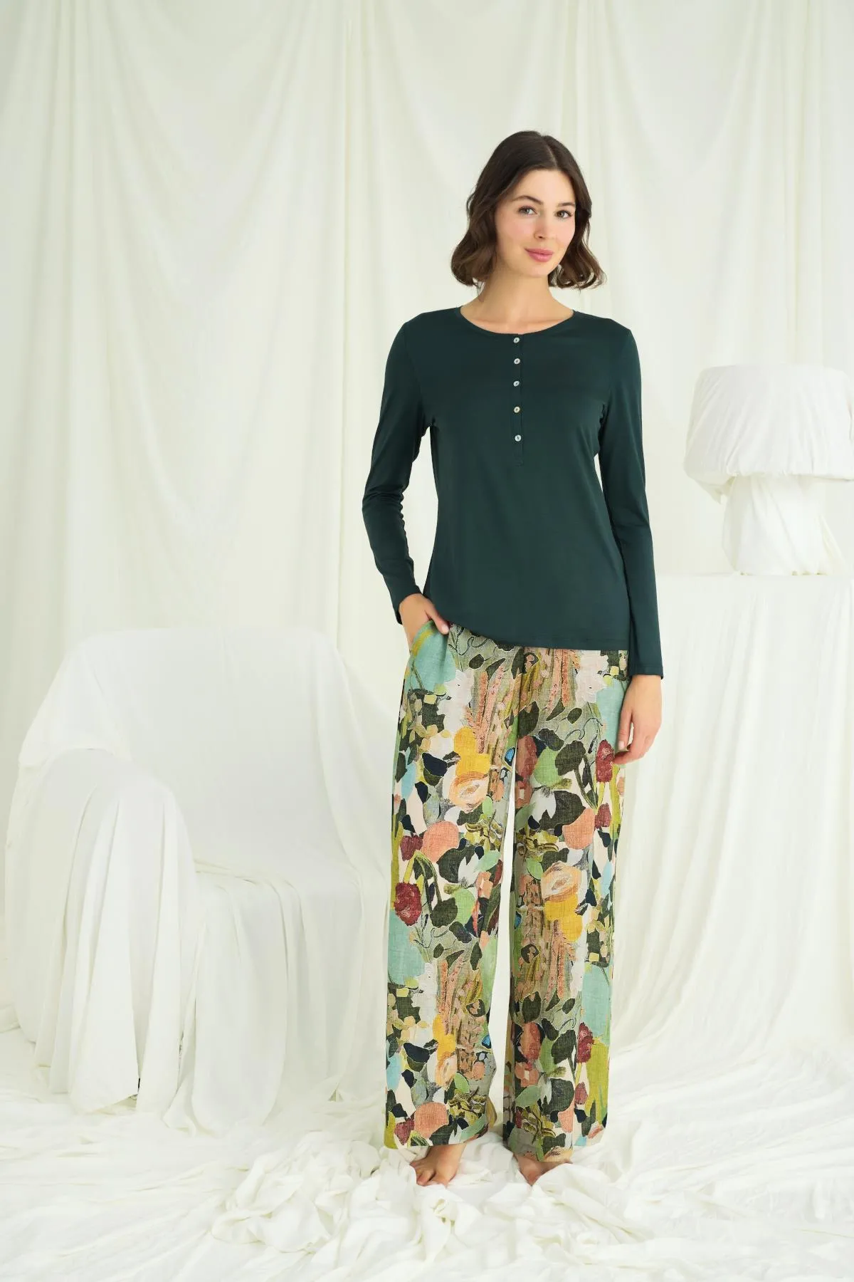 Arias Closet Çiçek ve Yaprak Desenli Pijama Takımı