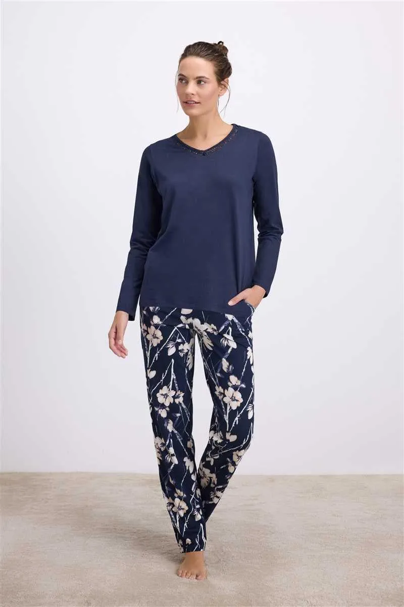 Arias Closet Çiçek Desenli Uzun Kollu T-Shirt ve Pantolon Pijama Takımı