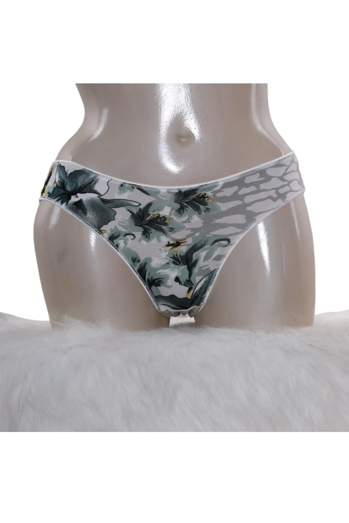 Kadın Viskon Kumaş Çiçek Desenli Slip (2774)