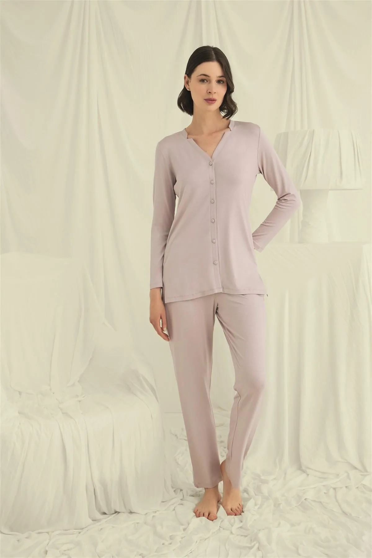Arias Closet Uzun Kollu Boydan Düğmeli V Yaka Pijama Takımı
