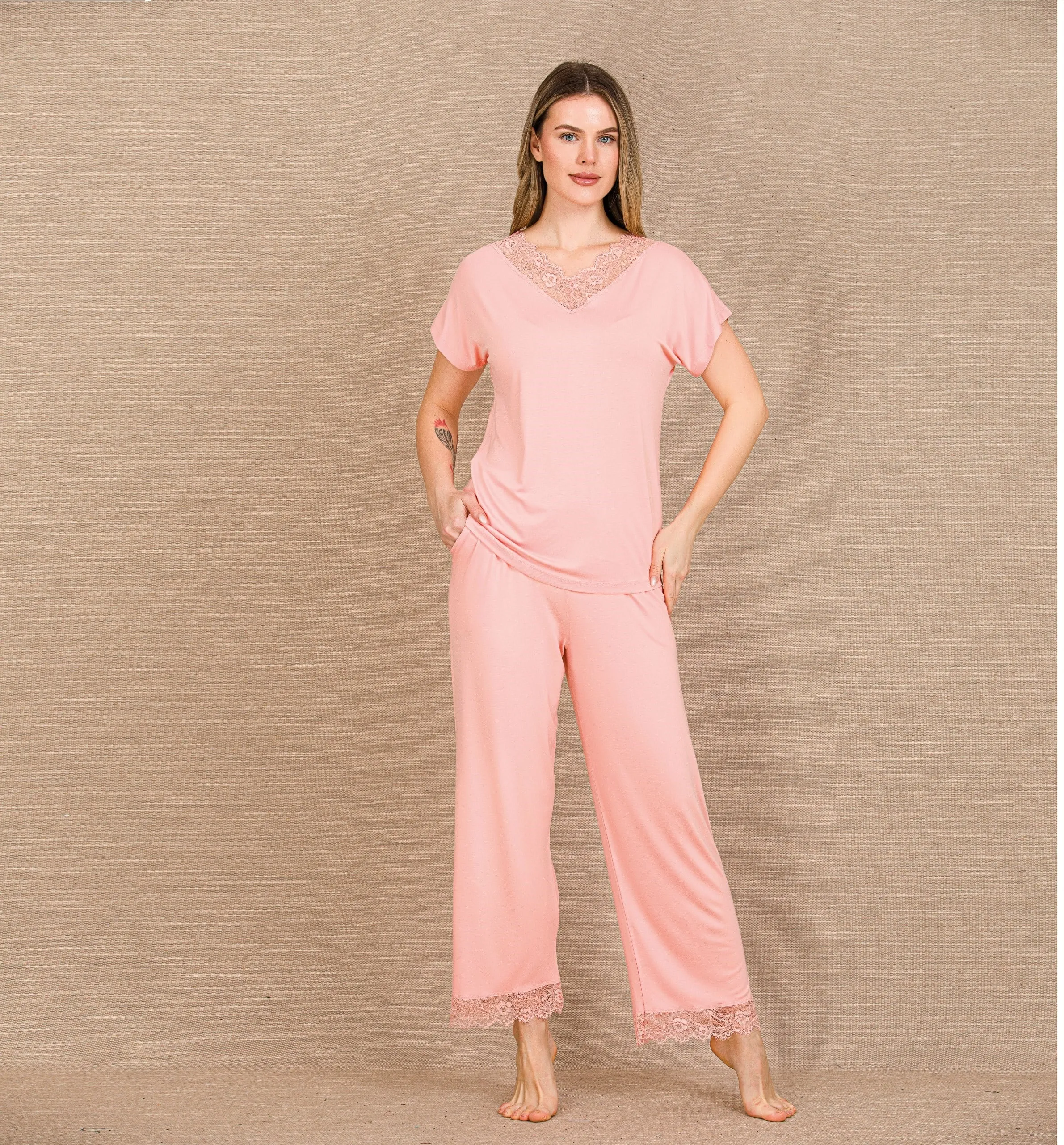 Arias Closet Viskon Şık Tasarım Dantel İşlemeli Açık Pembe Kısa Kol Pijama Takımı