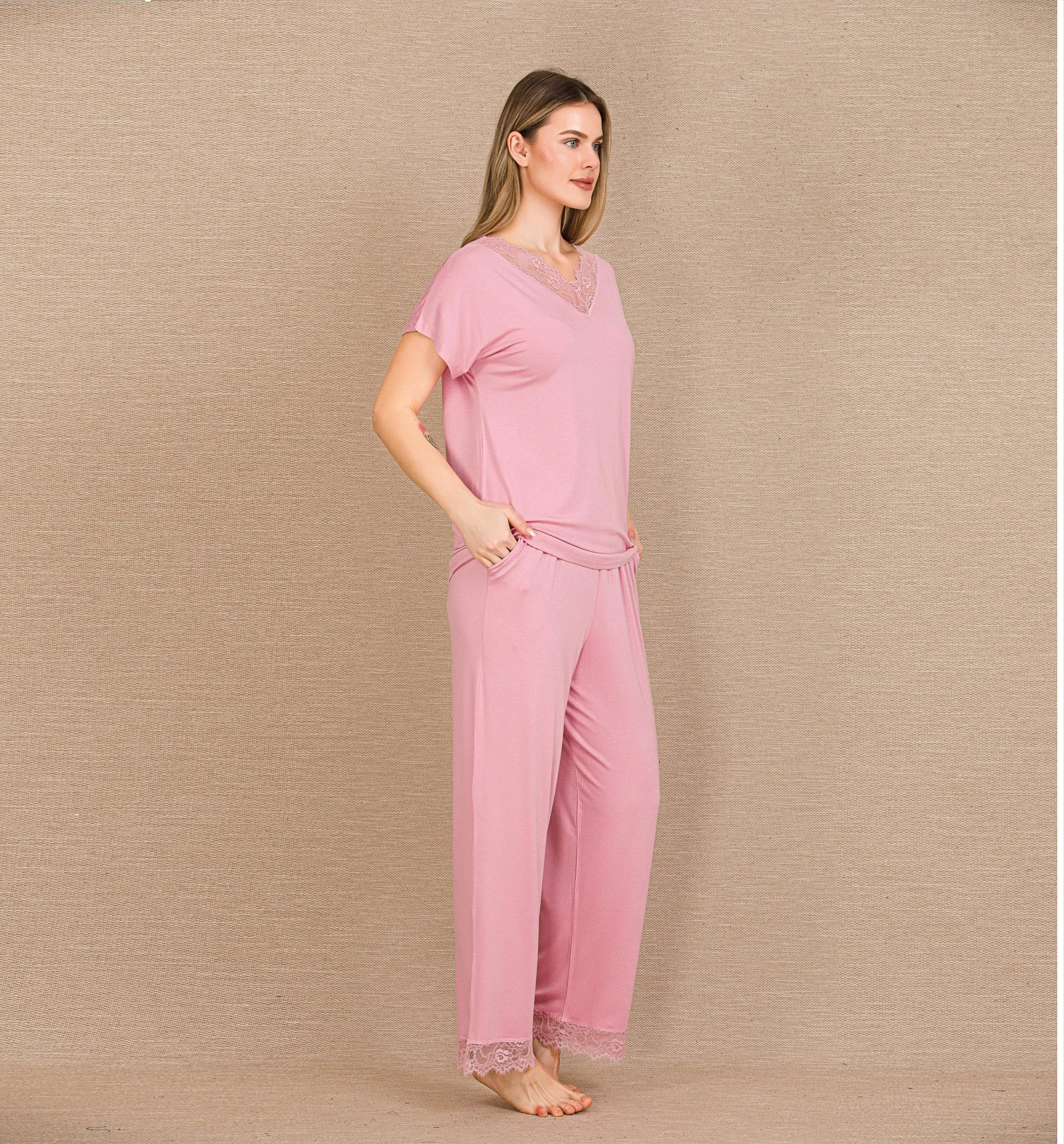 Arias Closet Viskon Şık Tasarım Dantel İşlemeli Pembe Kısa Kol Pijama Takımı